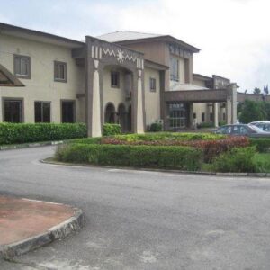 Axari Hotel & Suites